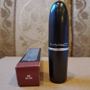 NIB MAC Satin Lipstick in Del Rio